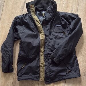 Women’s Patagonia light rain Jacket